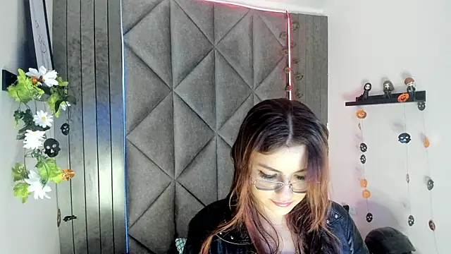 AbbyWathson online show from 10-21-25, 08:19