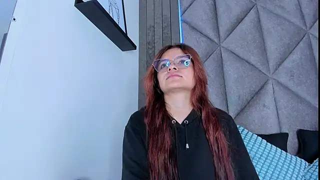 AbbyWathson online show from 10-31-25, 05:53