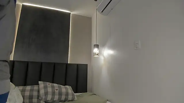 AbbyWathson online show from 02-11-26, 11:54