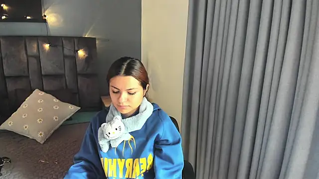 AbbyWathson online show from 09-18-25, 08:01