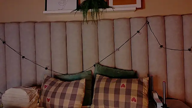 AbbyWathson online show from 04-07-26, 12:07