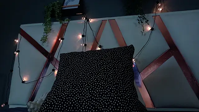 AbbyWathson online show from 02-17-26, 11:51