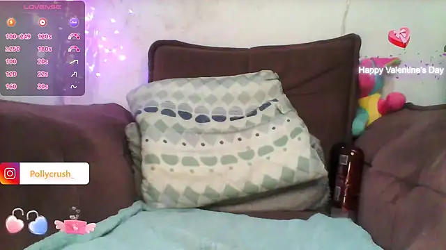 Snapshot of PollyCrush chatting on 02-02-25, 03:07 PollyCrush online show from 02-02-25, 03:07