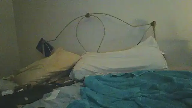 jameswestfall3224 online show from 12-23-25, 06:34