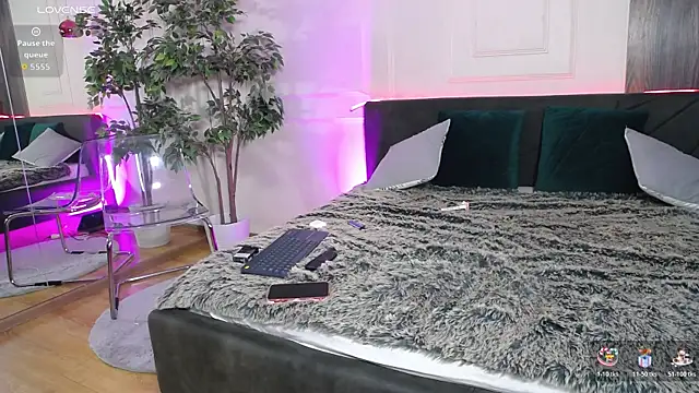 CreamyInkky  online show from 11-03-25, 10:30