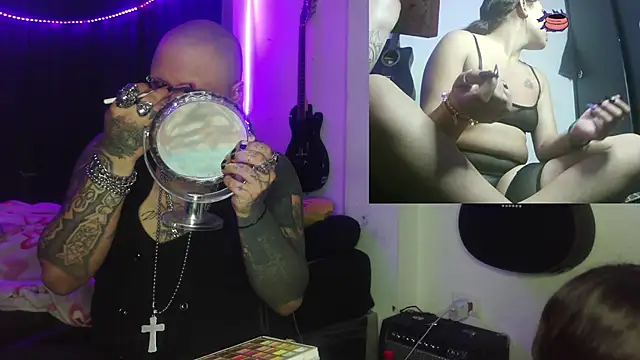 Snapshot of darkclothes chatting on 01-24-25, 06:24 darkclothes online show from 01-24-25, 06:24