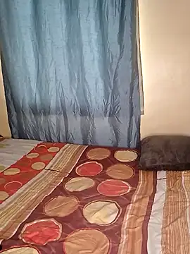 Pinky shyee online show from 12-16-25, 07:45