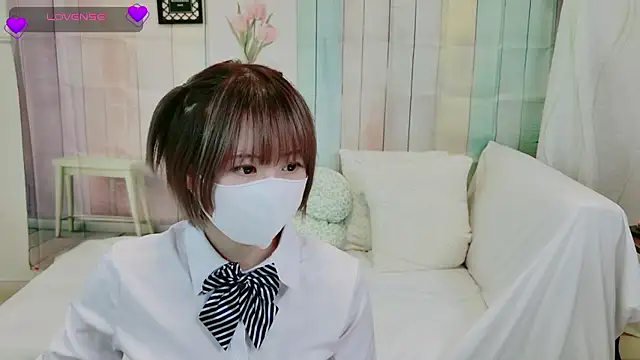 Snapshot of SERA-xx- chatting on 10-09-25, 01:06 SERA-xx- online show from 10-09-25, 01:06