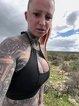 Snapshot of Inked_lorena chatting on 02-20-26, 09:22 Inked lorena online show from 02-20-26, 09:22