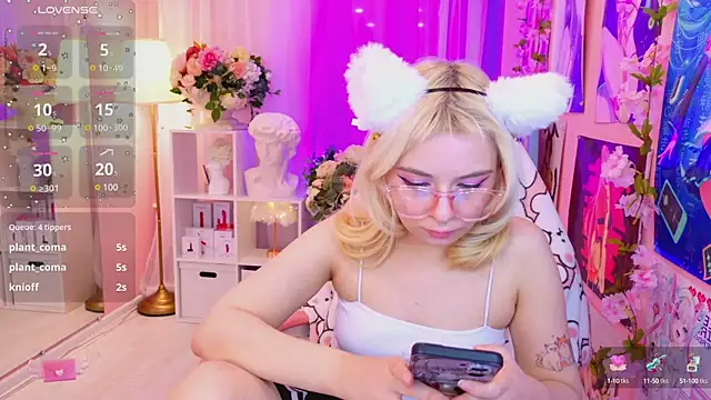 Coconut Mia online show from 02-23-25, 05:01