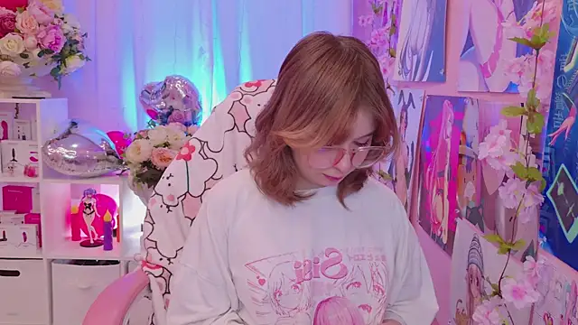 Coconut Mia online show from 02-06-26, 08:05