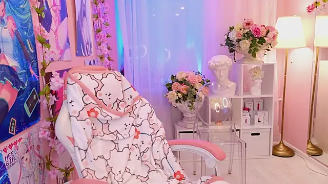 Coconut Mia online show from 03-22-25, 07:53