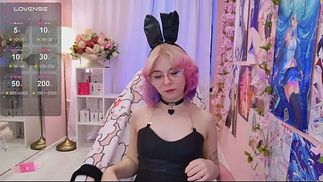 Coconut Mia online show from 09-30-25, 04:13