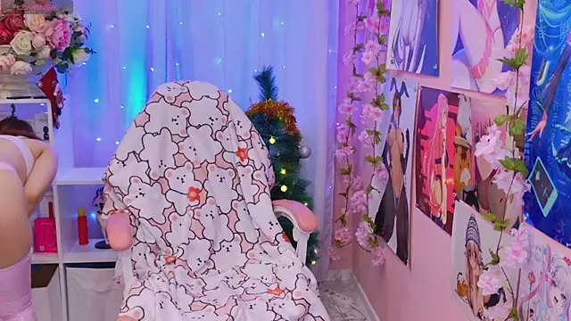 Coconut Mia online show from 01-08-26, 04:24