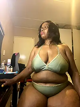 Nomthie online show from 11-20-25, 08:53