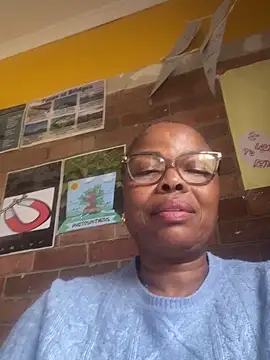 Nomthie online show from 03-21-26, 08:30