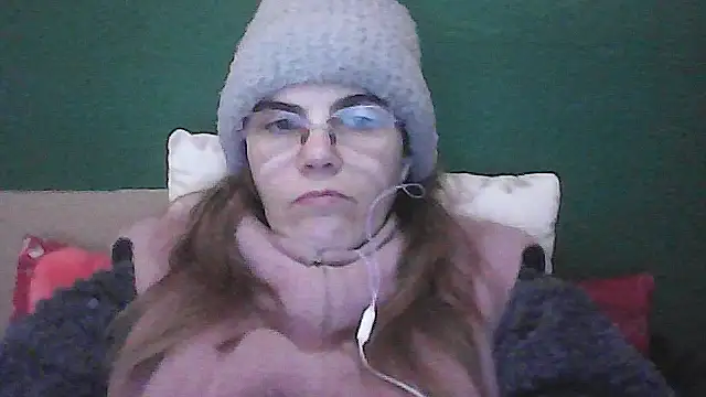 Musical  fantasy online show from 12-17-25, 03:55