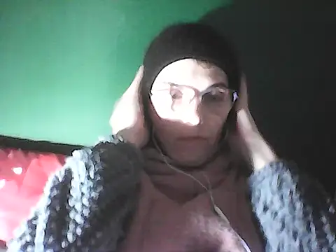 Musical  fantasy online show from 10-27-25, 06:09