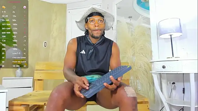 Snapshot of RicoBrown777_ chatting on 02-07-26, 03:36 RicoBrown777 online show from 02-07-26, 03:36