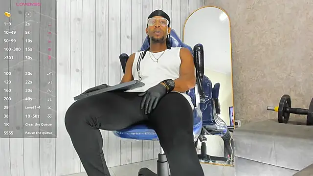 Snapshot of RicoBrown777_ chatting on 07-16-26, 12:13 RicoBrown777 online show from 07-16-26, 12:13