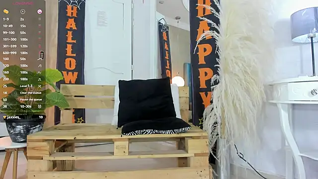 Snapshot of RicoBrown777_ chatting on 10-27-25, 03:51 RicoBrown777 online show from 10-27-25, 03:51