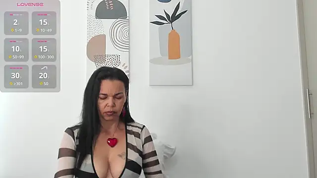 Snapshot of Evawalker_ chatting on 02-03-26, 02:22 Evawalker online show from 02-03-26, 02:22