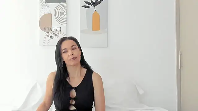 Snapshot of Evawalker_ chatting on 09-20-25, 03:17 Evawalker online show from 09-20-25, 03:17