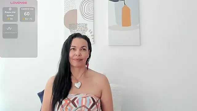 Evawalker  online show from 05-19-26, 02:46