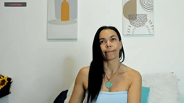 Snapshot of Evawalker_ chatting on 03-07-25, 04:46 Evawalker online show from 03-07-25, 04:46