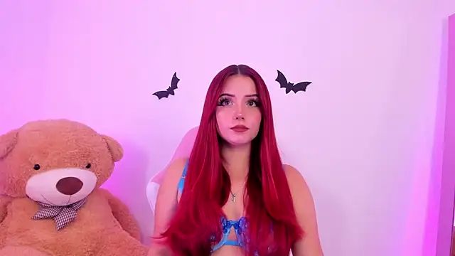 Snapshot of misspaulinaa chatting on 10-11-25, 10:55 misspaulinaa online show from 10-11-25, 10:55