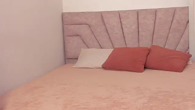 SavannahWildee online show from 02-20-26, 01:13