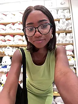 Snapshot of SavannahWildee chatting on 02-06-25, 09:06 SavannahWildee online show from 02-06-25, 09:06