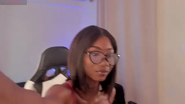 Snapshot of SavannahWildee chatting on 02-01-25, 02:24 SavannahWildee online show from 02-01-25, 02:24