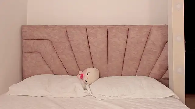 SavannahWildee online show from 11-03-25, 12:20