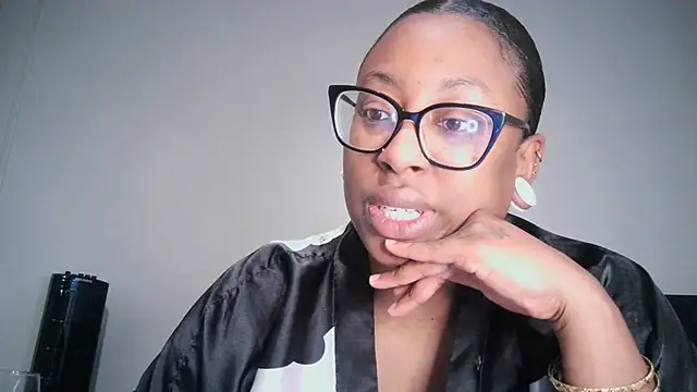 Nyxie Chaos online show from 12-02-25, 02:30