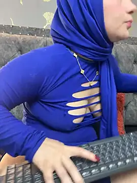 Layla kaderr online show from 05-29-26, 11:33