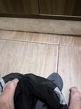 Snapshot of novinho_rosado chatting on 03-15-26, 12:01 novinho rosado online show from 03-15-26, 12:01