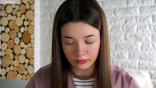 LowOncoming online show from 11-29-25, 02:12