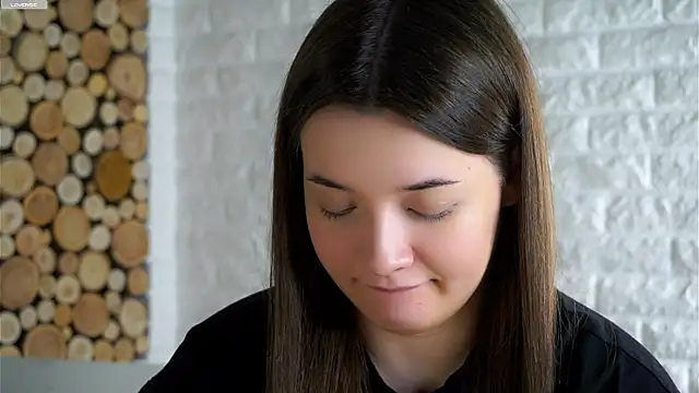 LowOncoming online show from 12-22-25, 02:55