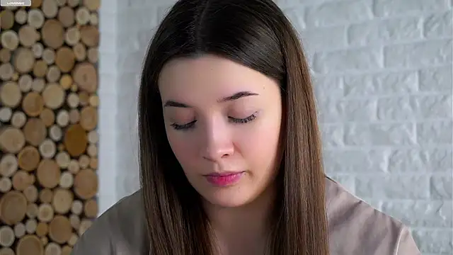 LowOncoming online show from 02-06-26, 01:45