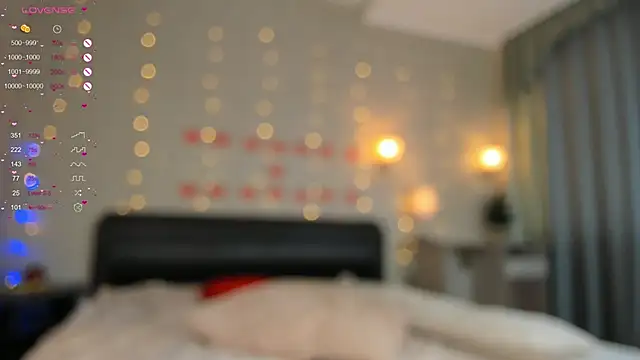 Snapshot of MartaVigano chatting on 02-21-25, 04:18 MartaVigano online show from 02-21-25, 04:18