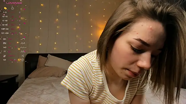 Snapshot of MartaVigano chatting on 03-14-25, 01:05 MartaVigano online show from 03-14-25, 01:05