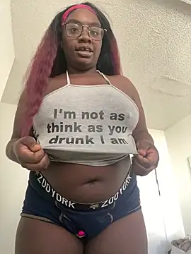 LillShayy online show from 10-11-25, 02:40