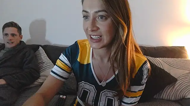 Pollypearson online show from 01-08-25, 09:23