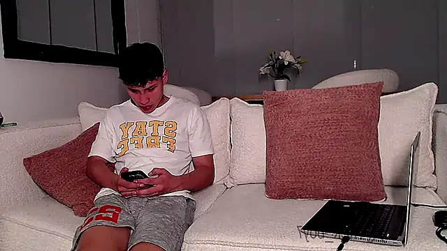 pipeynick online show from 02-12-26, 03:06