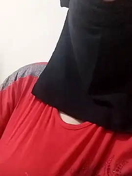 Snapshot of mohra30 chatting on 03-20-25, 12:11 mohra30 online show from 03-20-25, 12:11