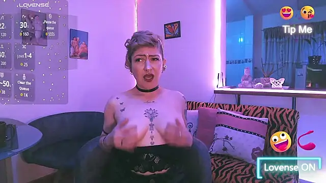 Maria fernandaxxx  online show from 10-22-25, 09:46