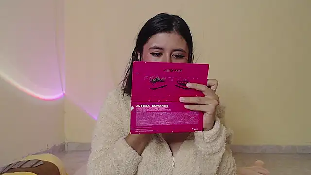  maiahairy  online show from 02-25-25, 01:10