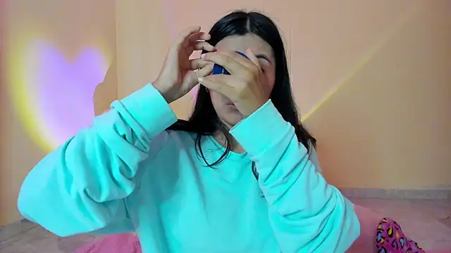  maiahairy  online show from 10-12-25, 01:01