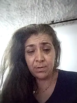 sarethdeivy  online show from 03-10-25, 11:27